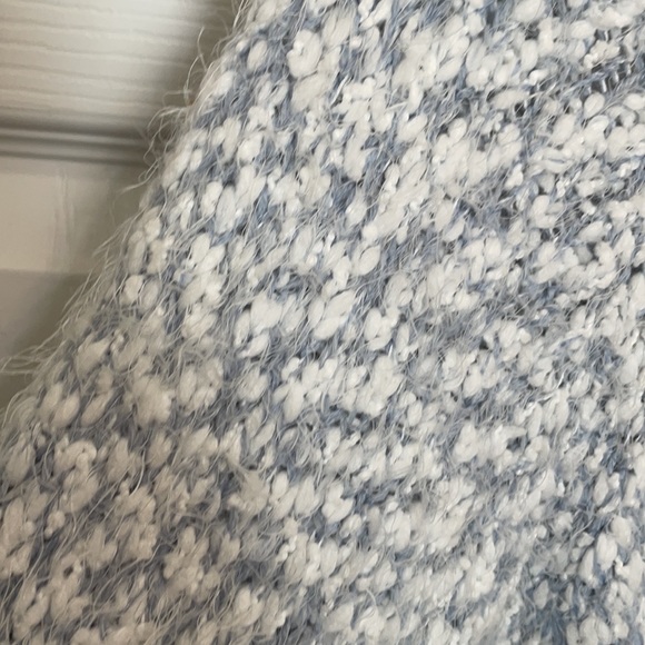 Soft & Eye Lash Sky Blue & White Sweater by Buffalo/ Size XXL - Picture 7 of 10